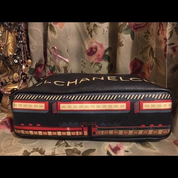 🔥CHANEL Limited Edition Graphic Art CC Monogram Bag multicolor Rare! - Picture 13 of 14